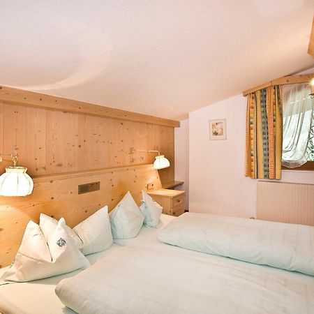 Alpenhotel Fernau Нойштіфт-ім-Штубайталь Екстер'єр фото