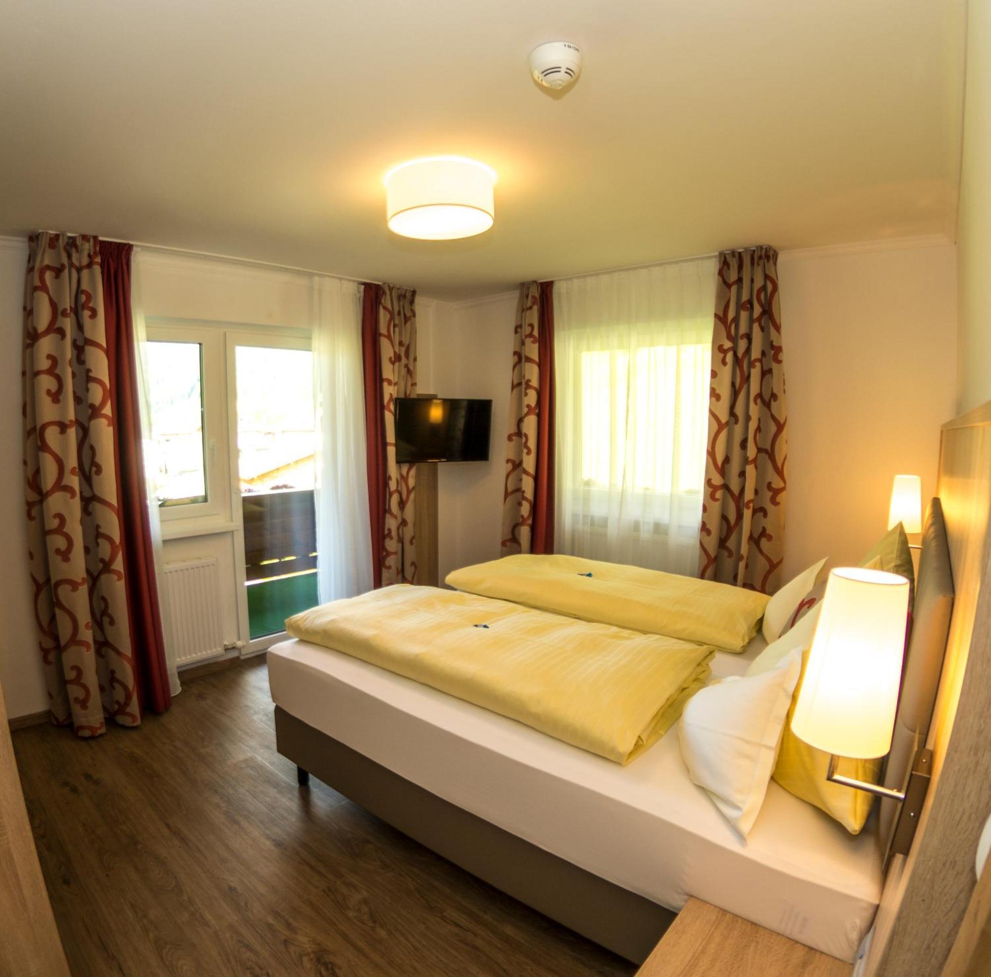 Alpenhotel Fernau Нойштіфт-ім-Штубайталь Екстер'єр фото