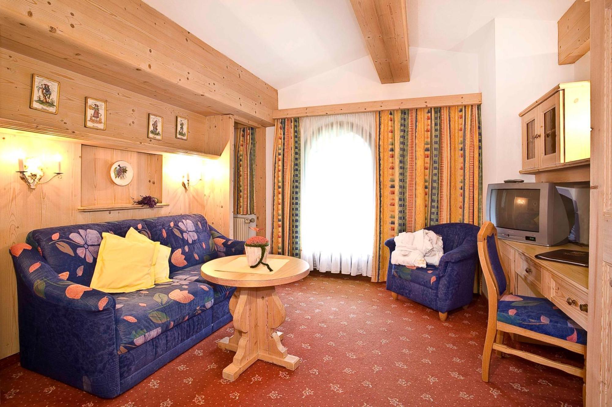 Alpenhotel Fernau Нойштіфт-ім-Штубайталь Екстер'єр фото