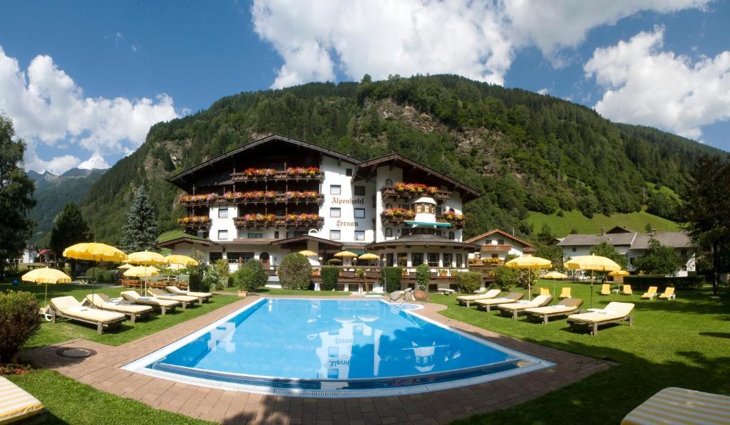 Alpenhotel Fernau Нойштіфт-ім-Штубайталь Екстер'єр фото