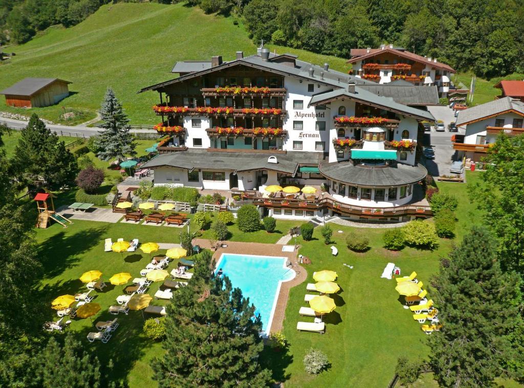 Alpenhotel Fernau Нойштіфт-ім-Штубайталь Екстер'єр фото